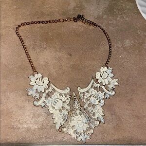 Elegant Lace Floral Necklace